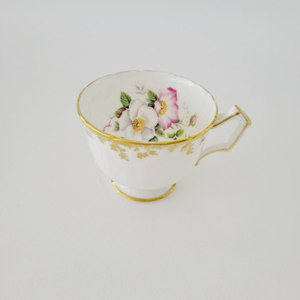 Aynsley Floral & Gold Ivy Teacup, Pink & White Floral Vintage England Bone China